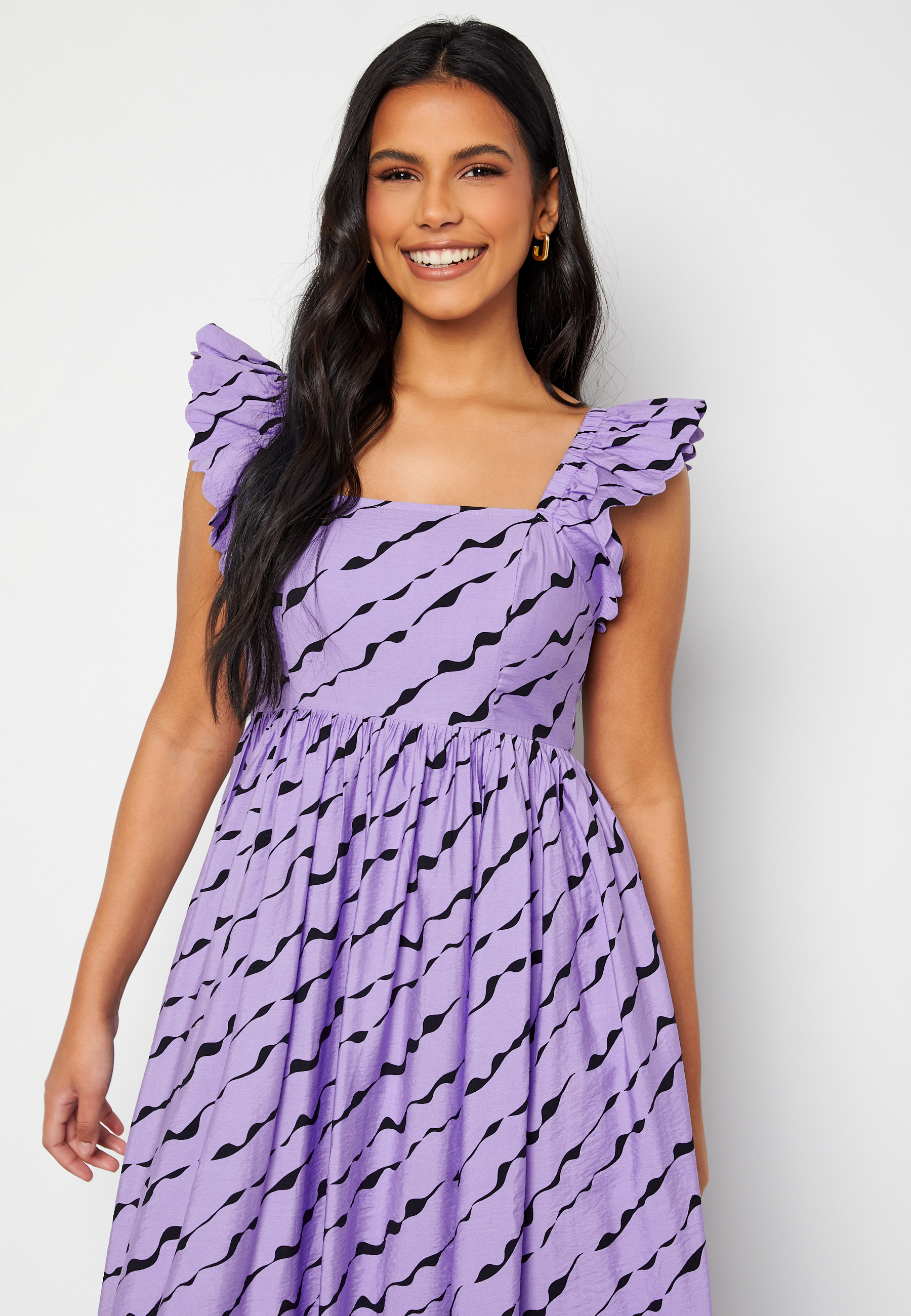 Lara Scallop Sleeve Midi Dress 3