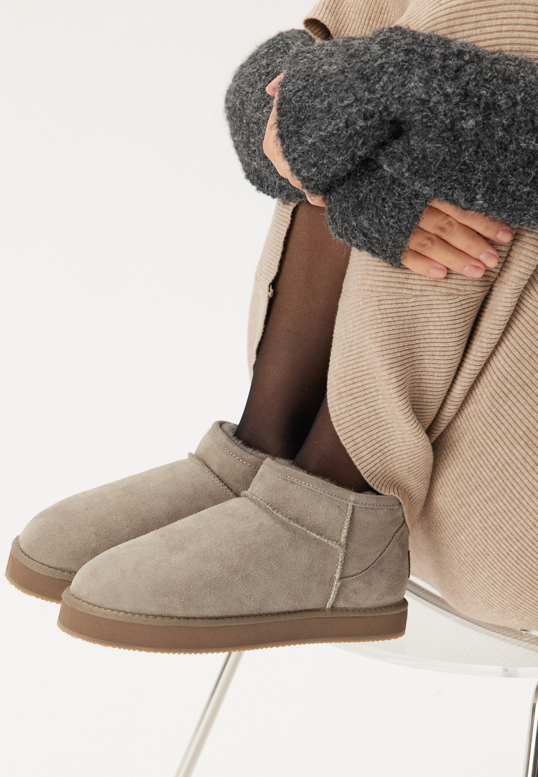 Glasgow Sheepskin Boots