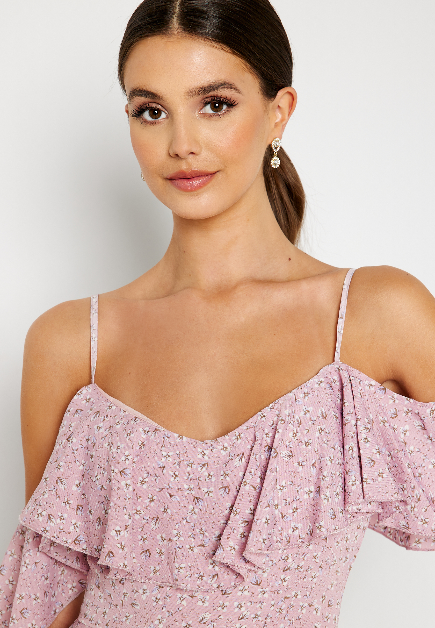Glad Dress 3