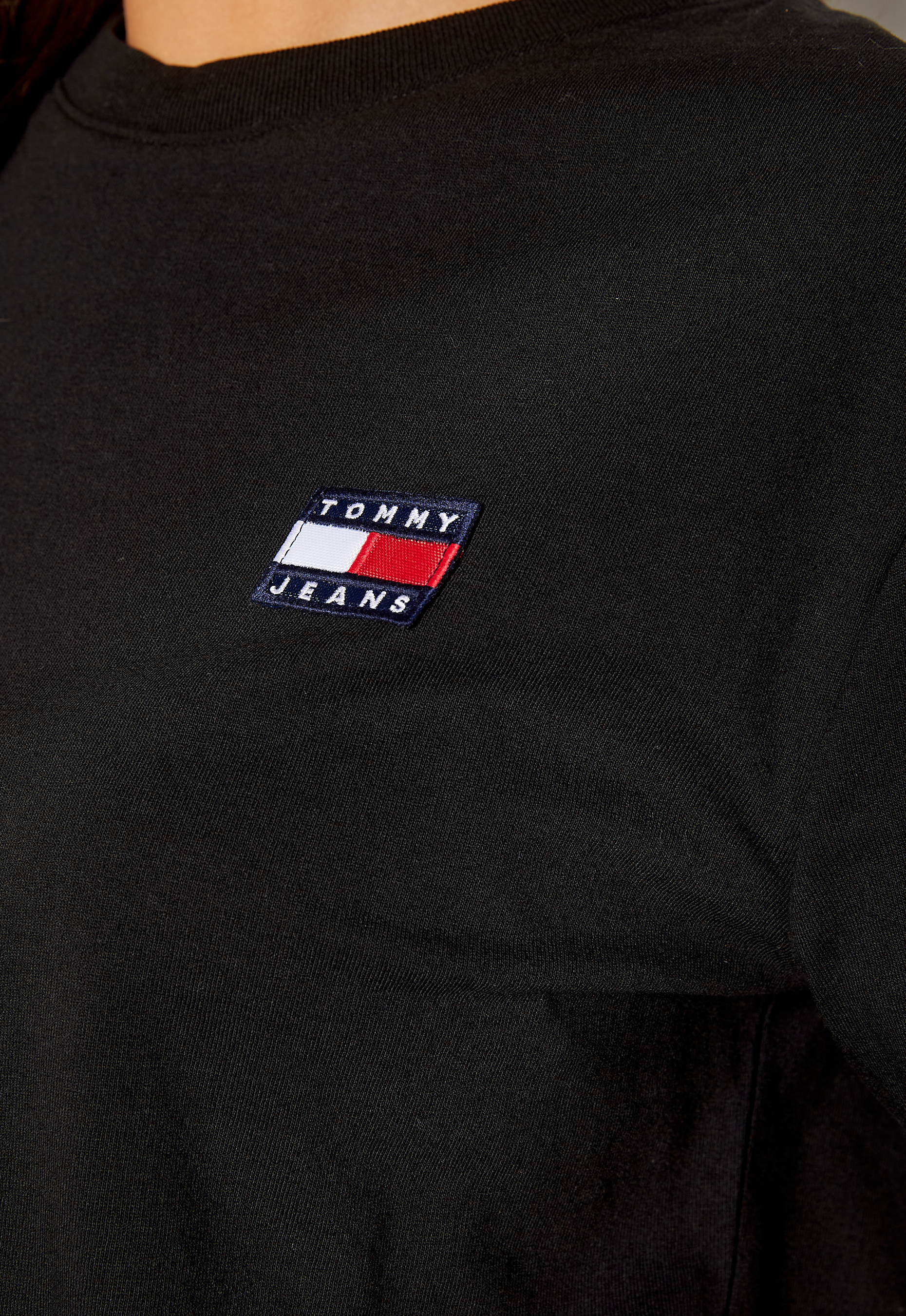 Tommy Badge Tee 3