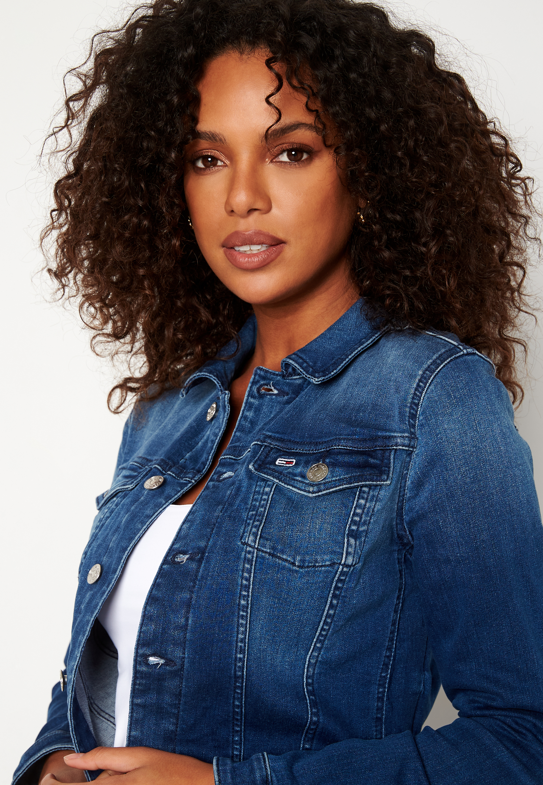 Vivianne Slim Trucker 4