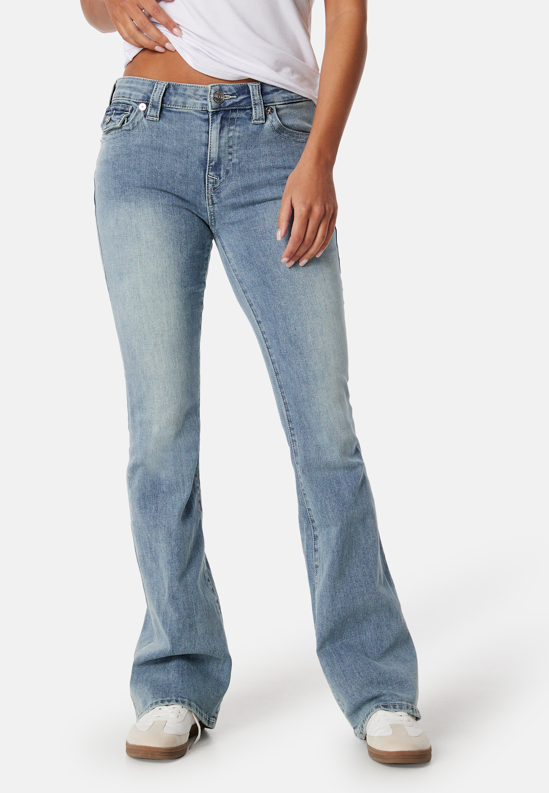 Alternativ bild 1 för True Religion Becca Mid Rise Bootcut Flap Peak Spot 29