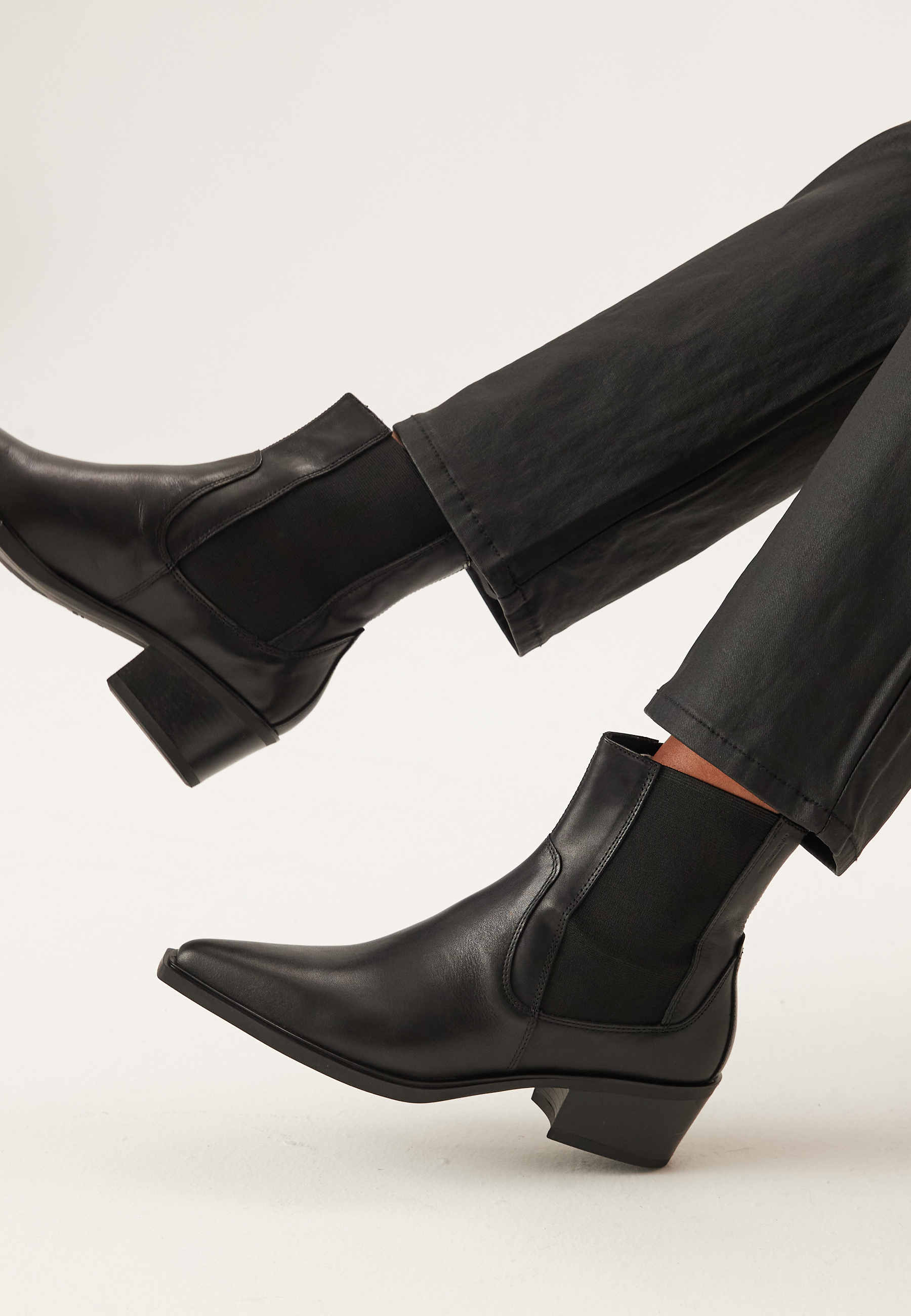 Kelsey Heel Classic Leather Boots