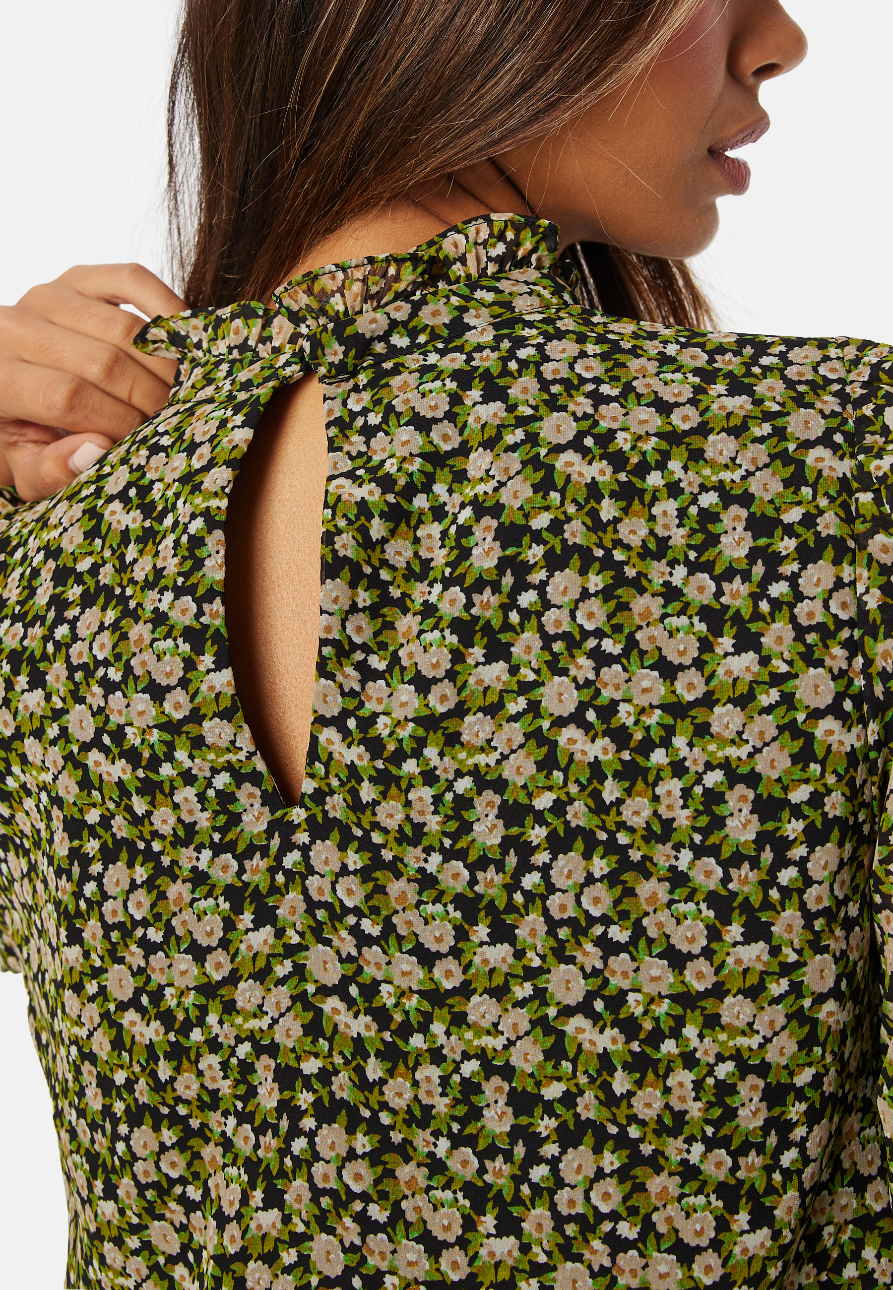 Holly Vica LS Frill Top 3