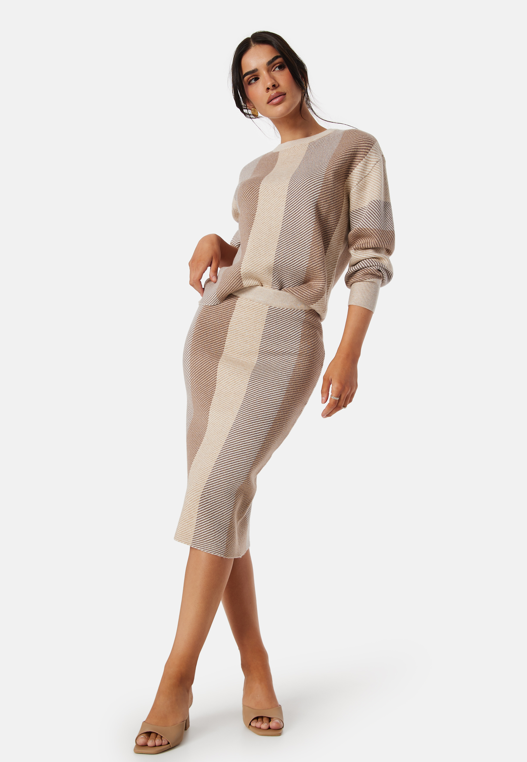 Moa LS Loose O-Neck Pullover 3