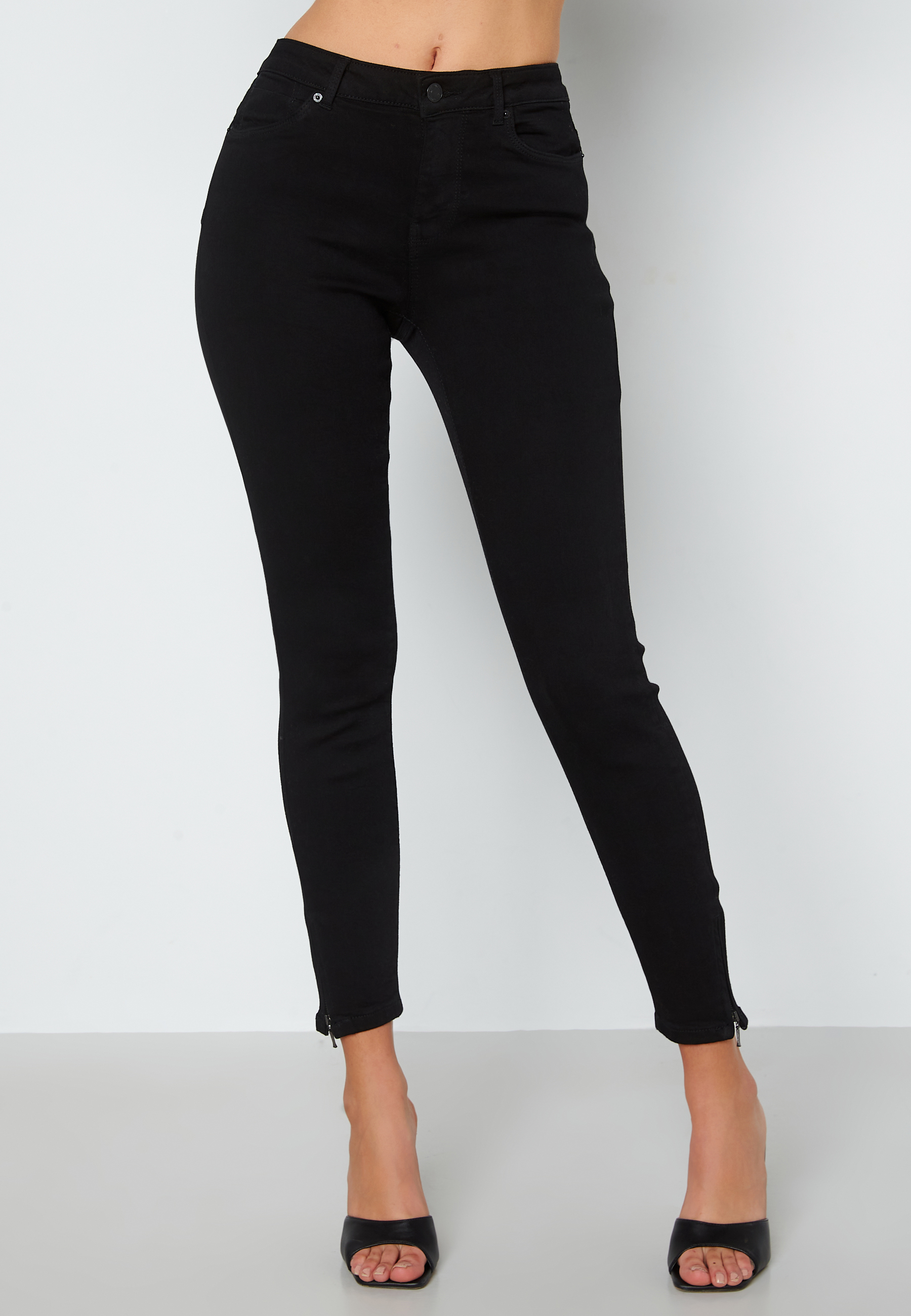 Tilde MR Ank Zip 2