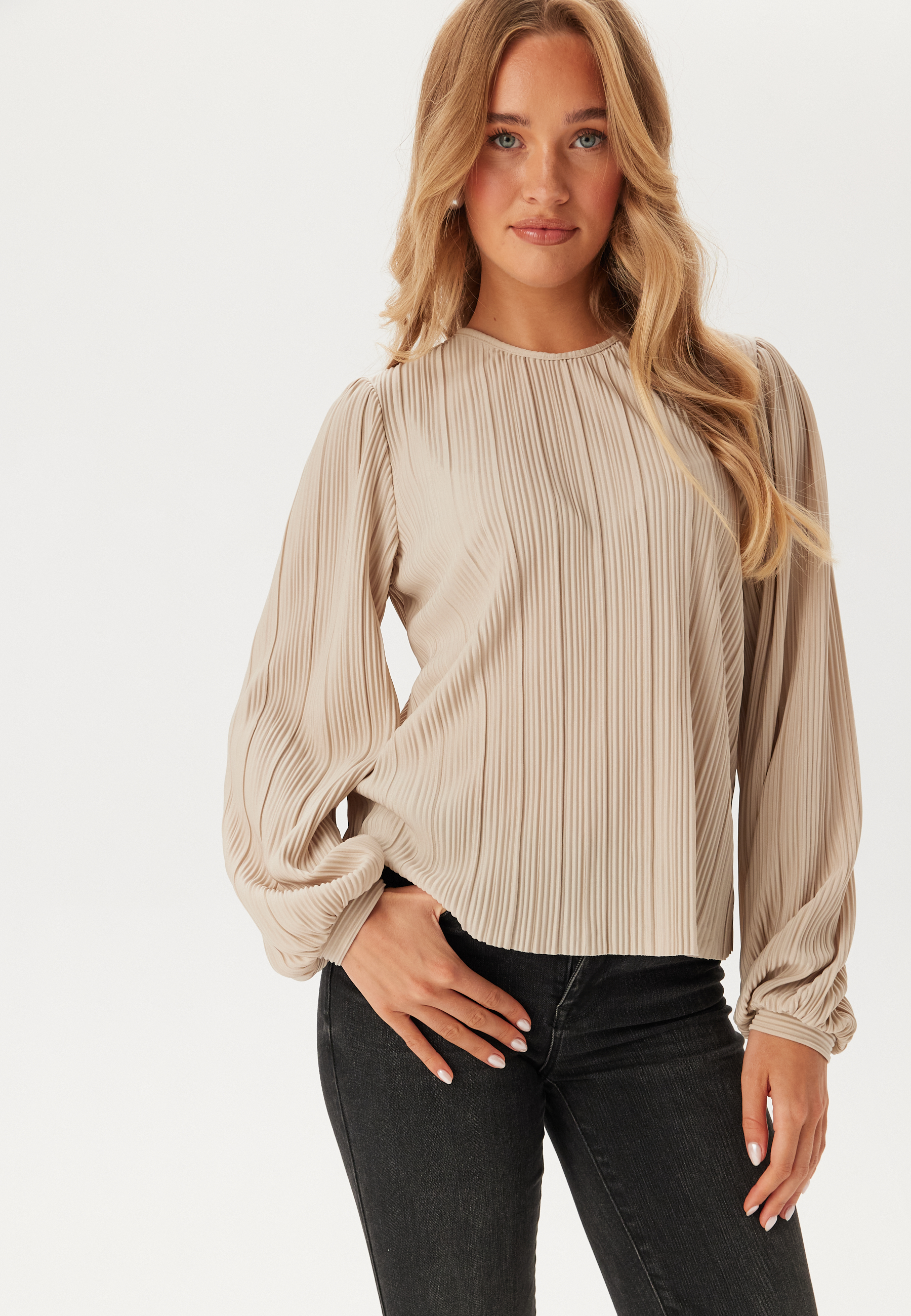 Vmaurora Ls Key Hole Top
