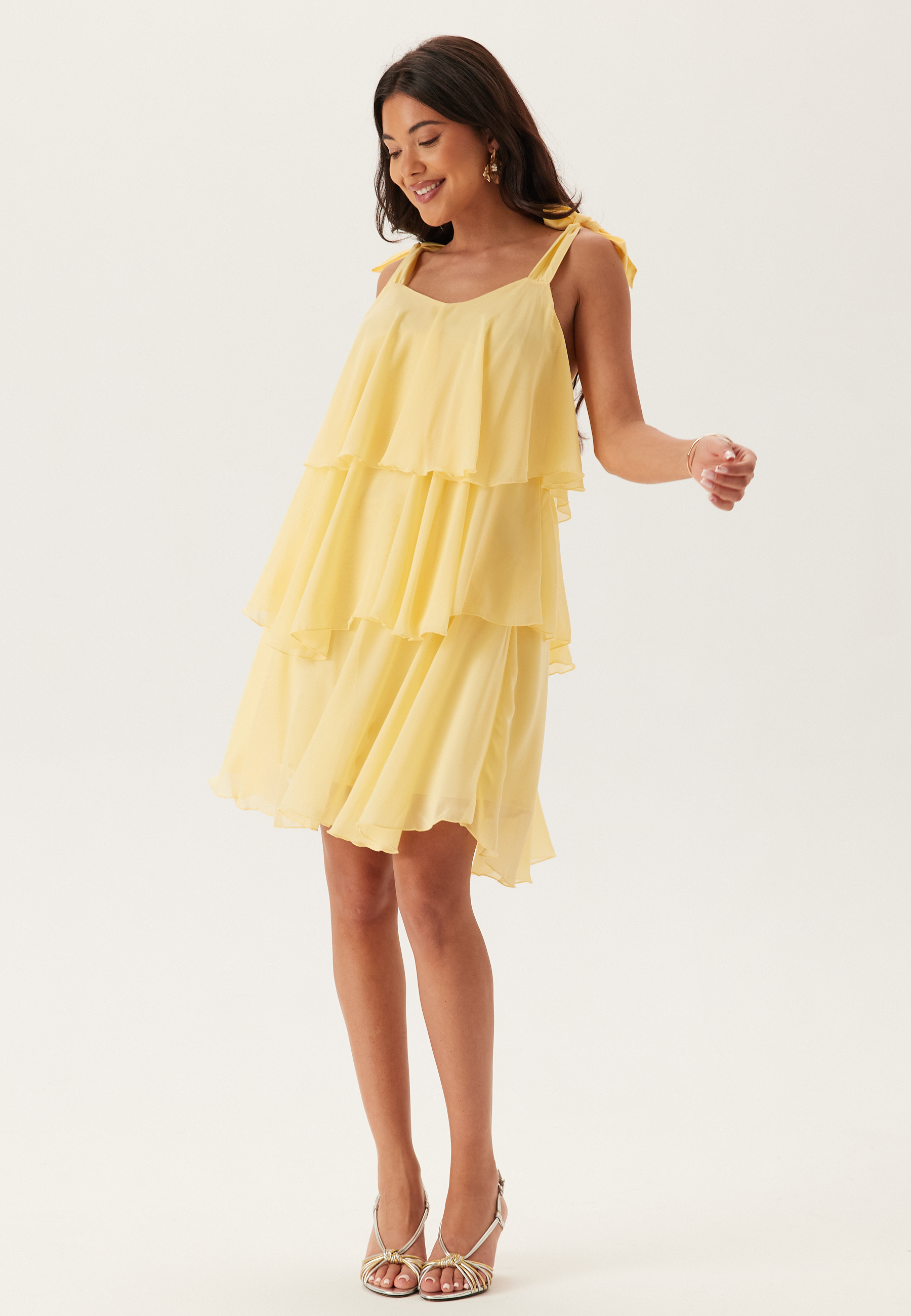 Vmfelicia Tiestrap Ruffle Shor 2