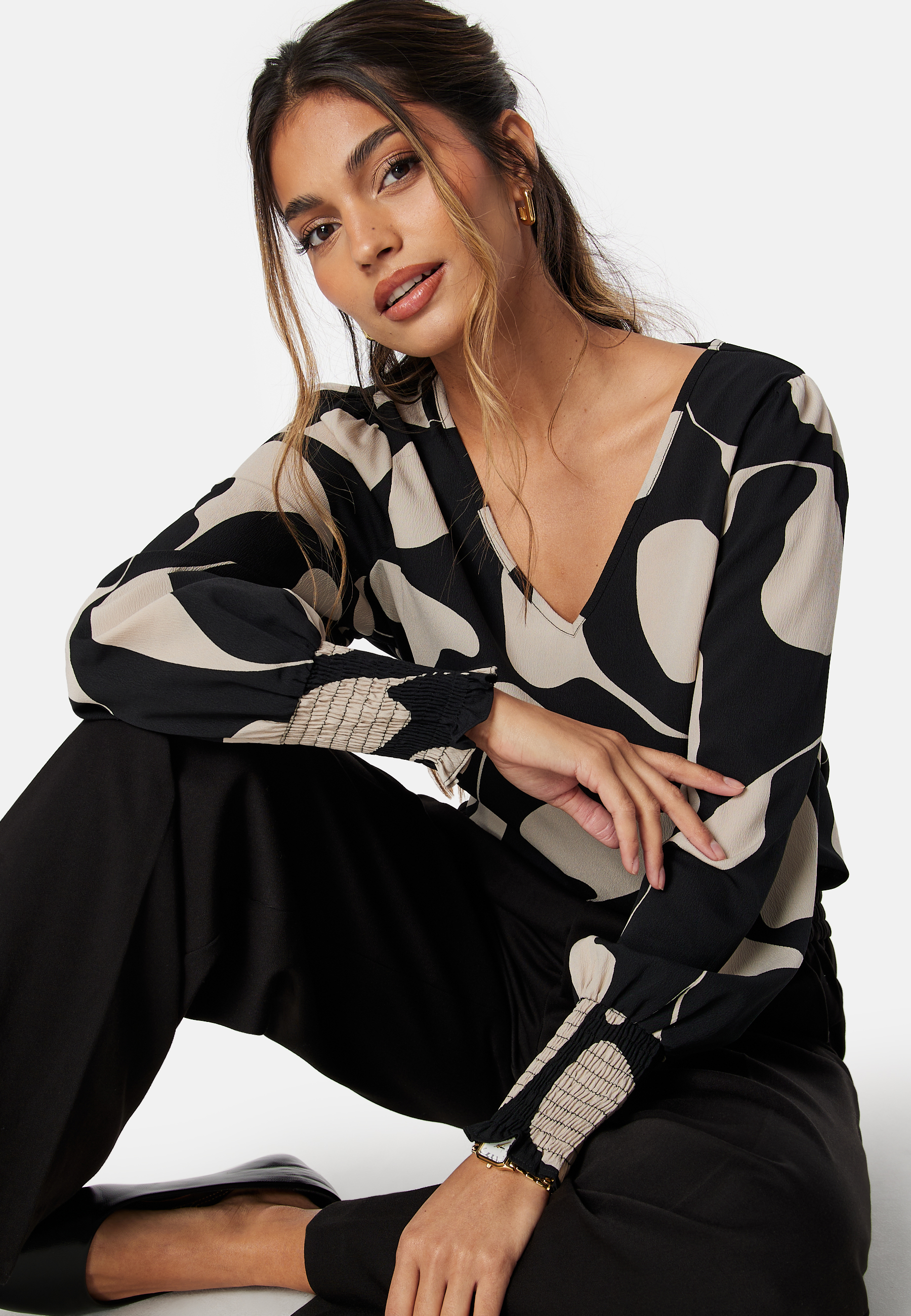 Vmlydia LS V-neck smock top 3