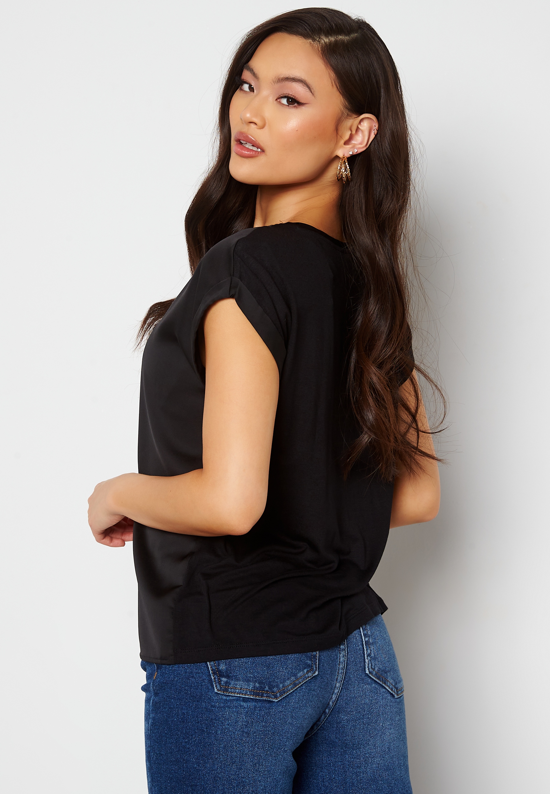 Viellette S/S Satin Top 2