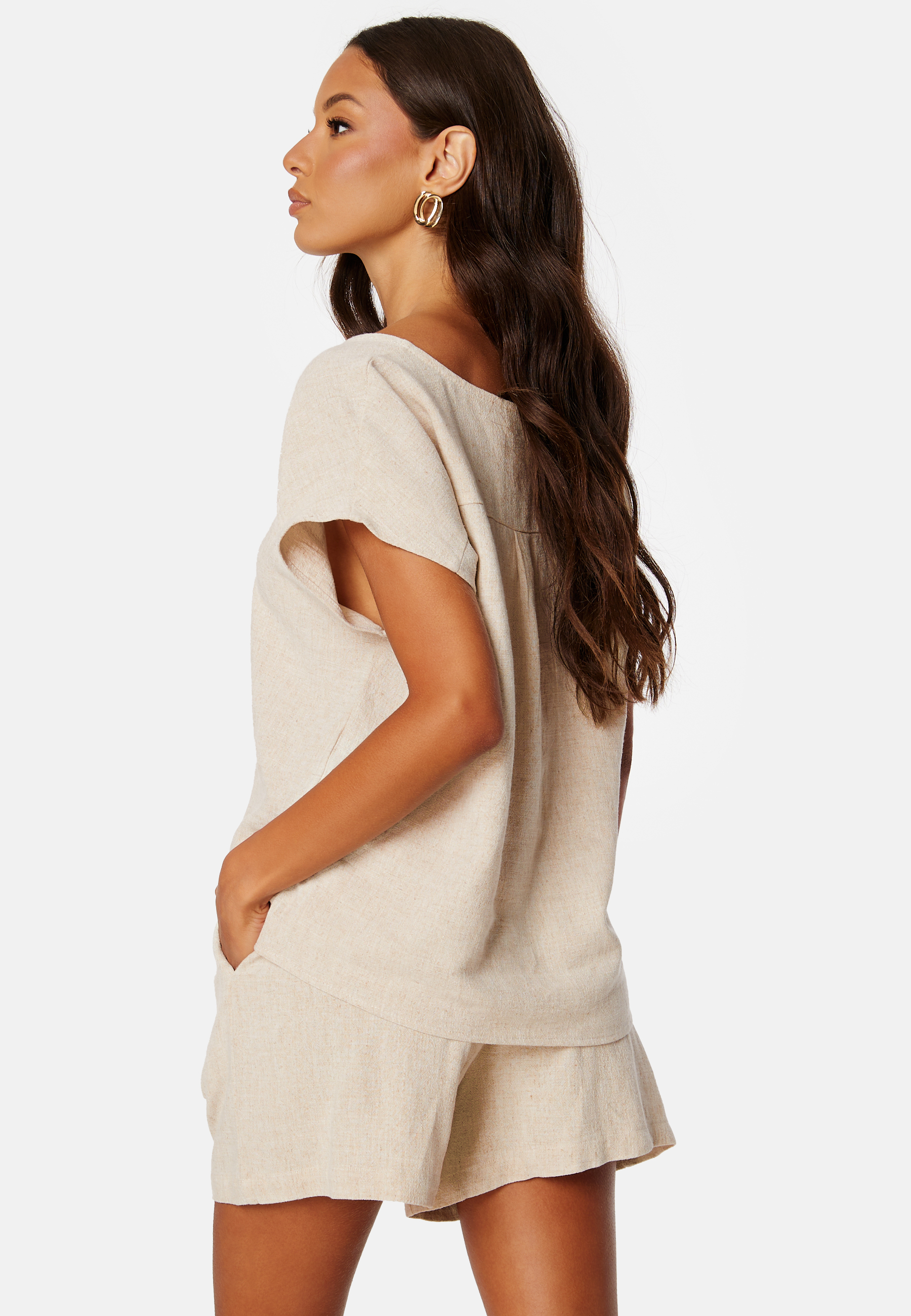 Filia V-Neck Capsleeve Top 4