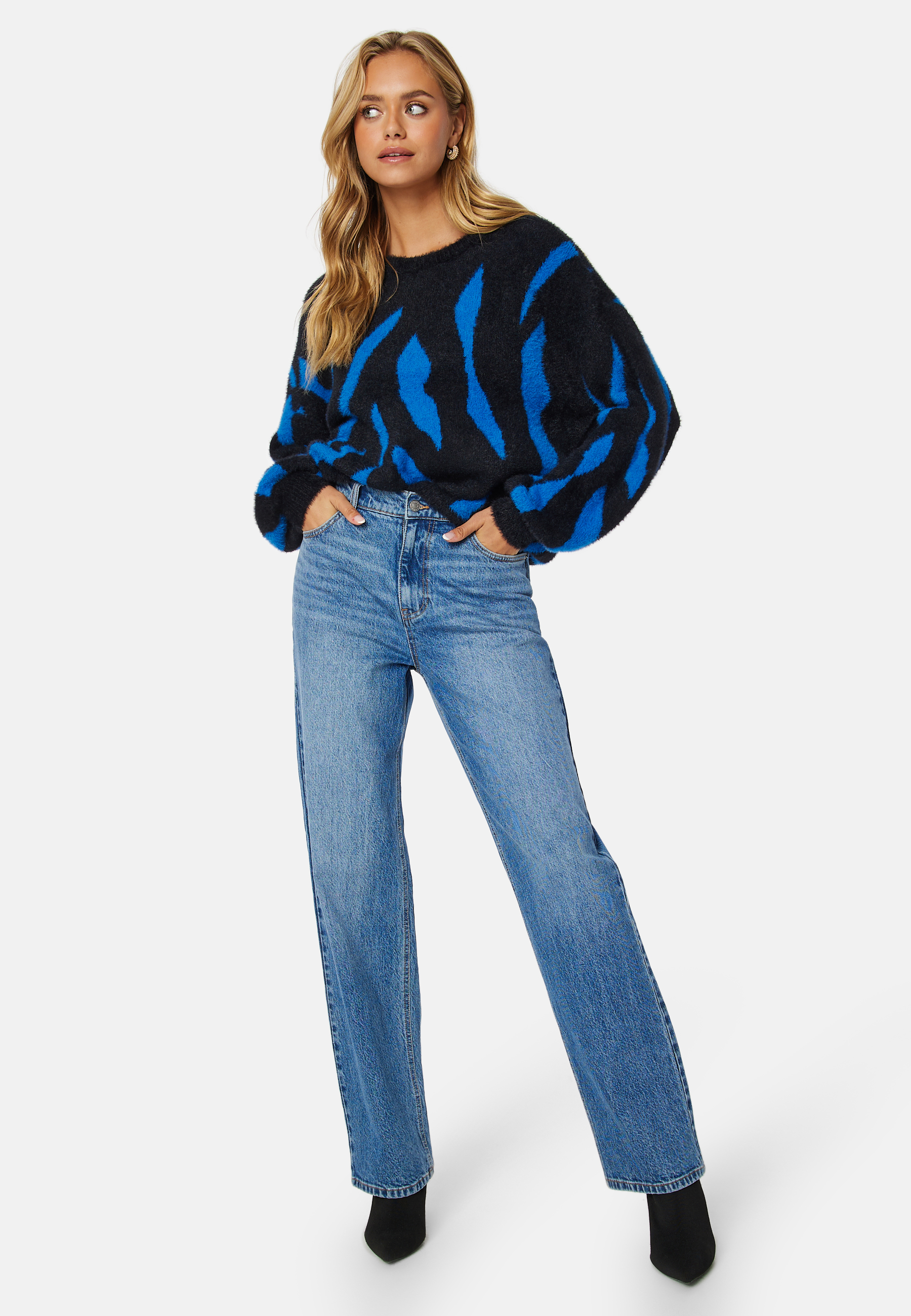 Juli Jaquard L/S Knit Top 2
