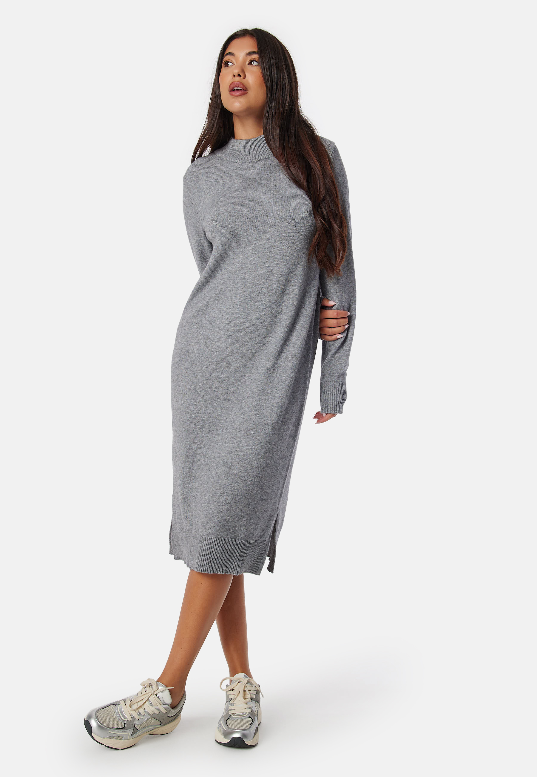 Ril Crew Neck Midi Dress