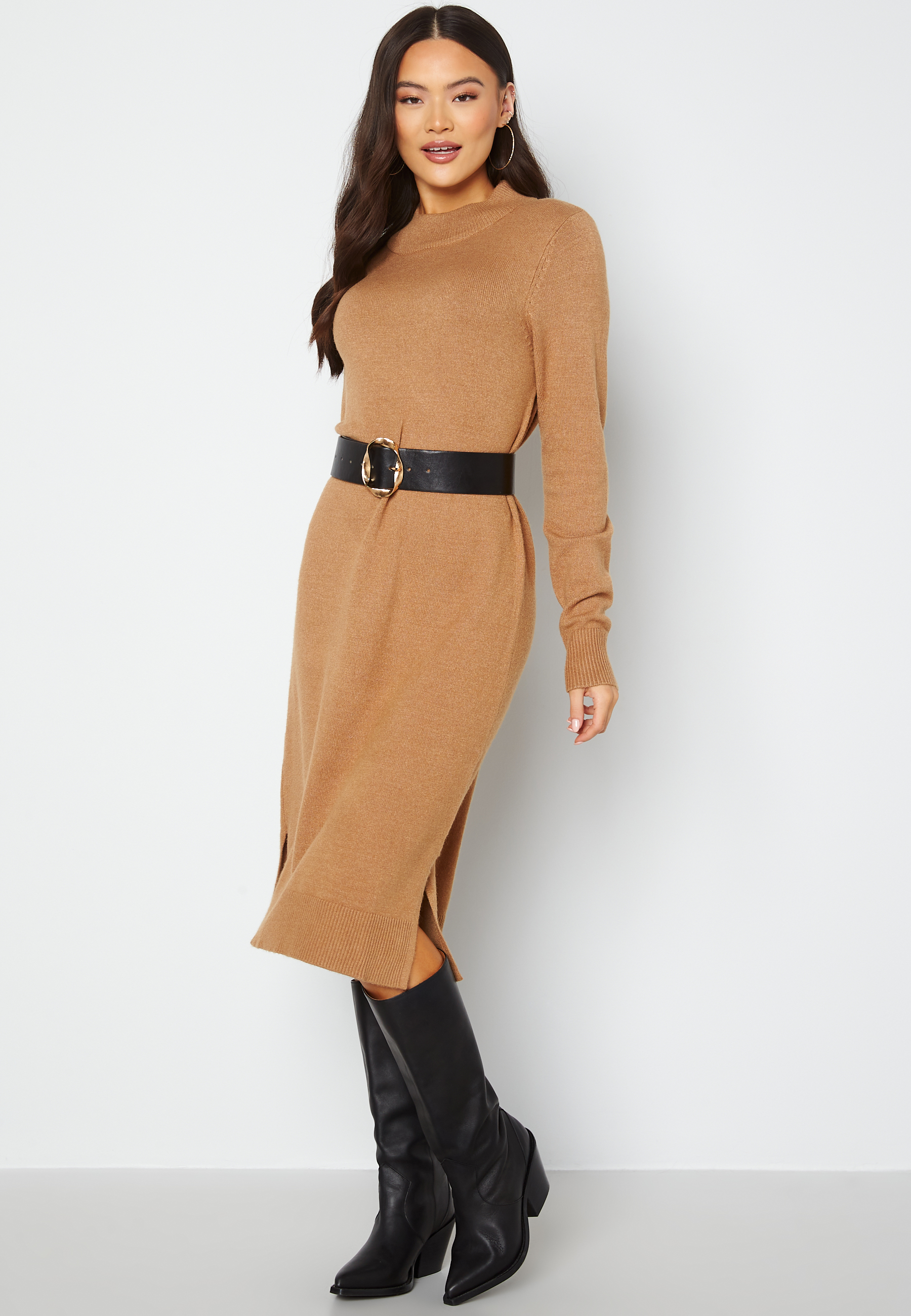 Ril Crew Neck Midi Dress
