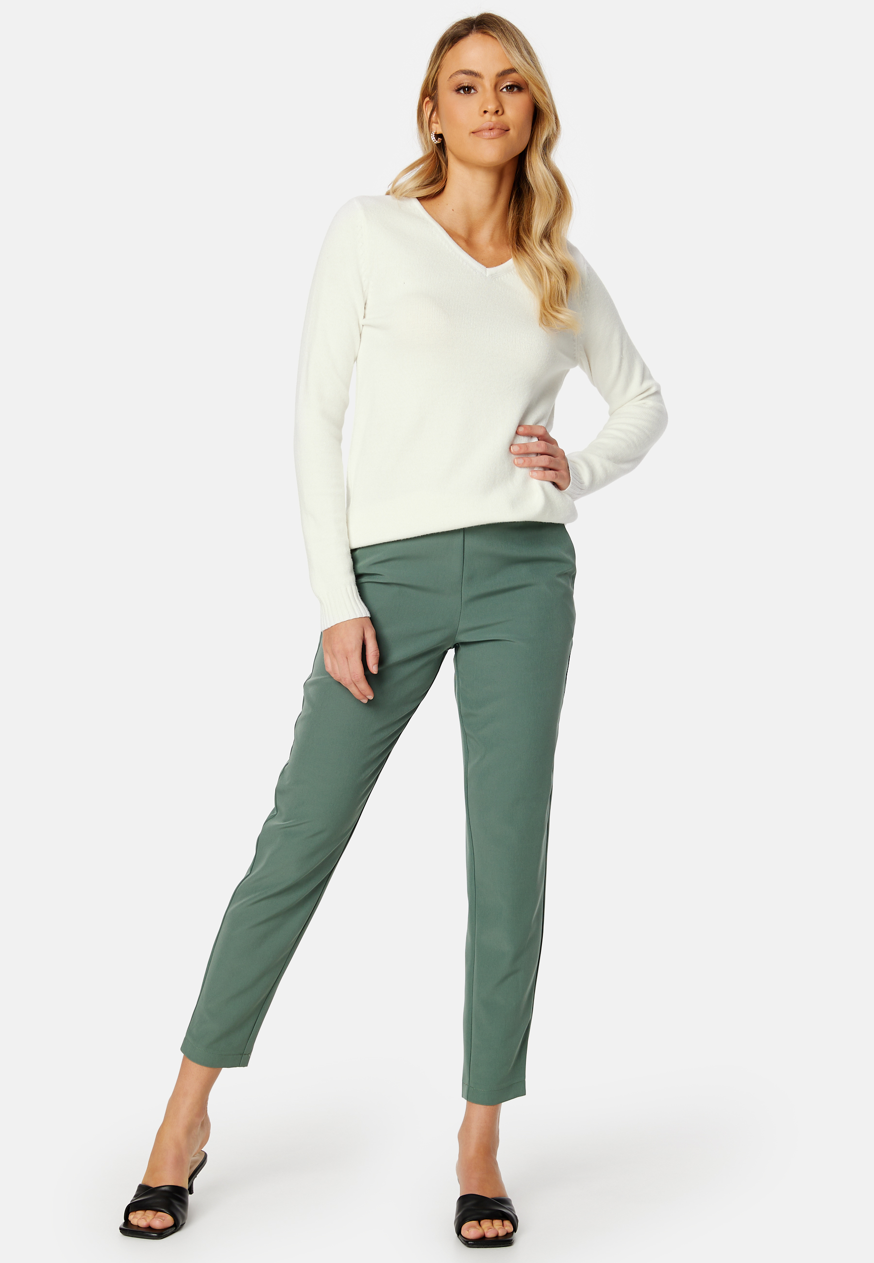 Ril L/S V-neck Knit Top 2