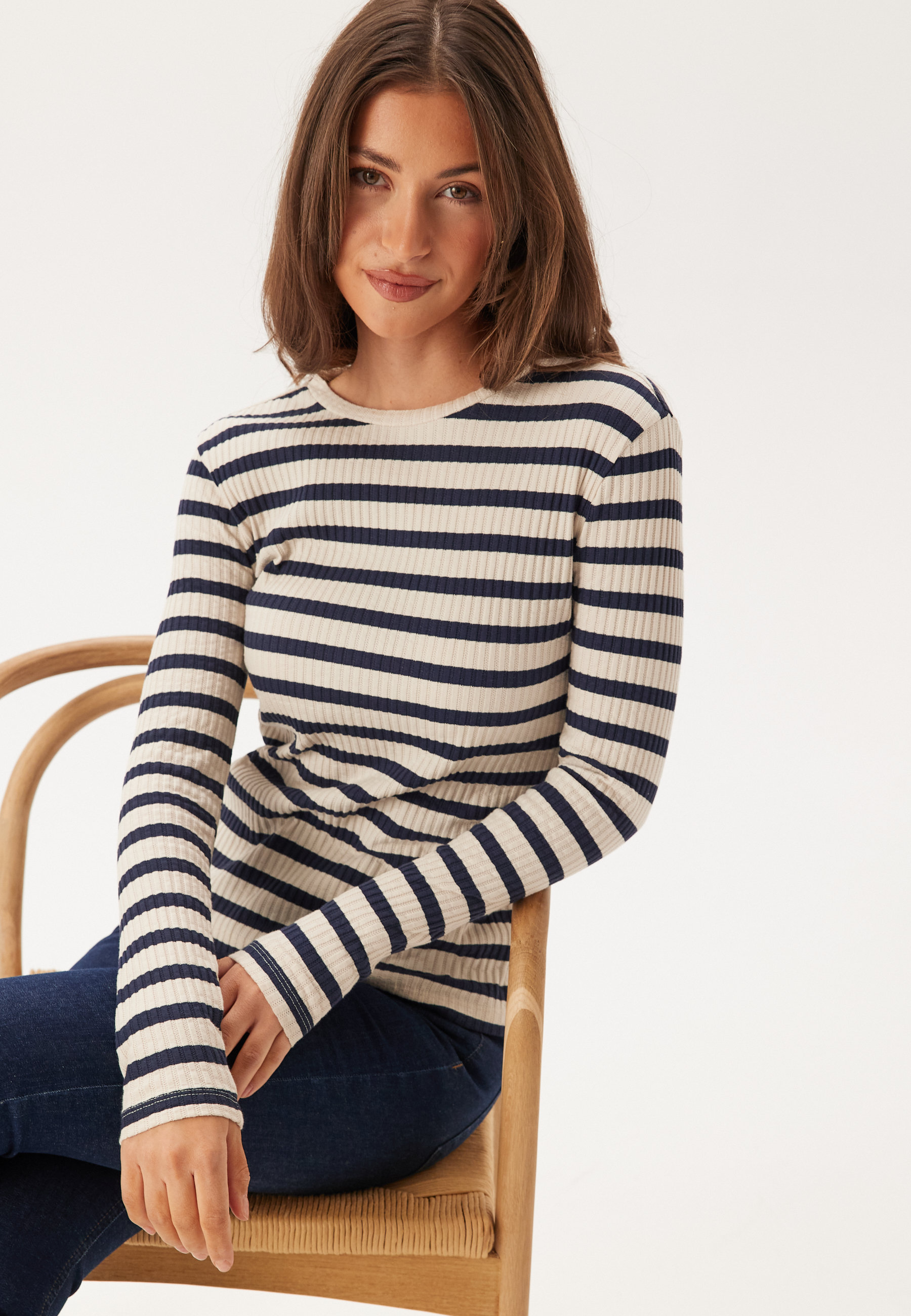 Viamelie O-neck L/S TOP TOP TO
