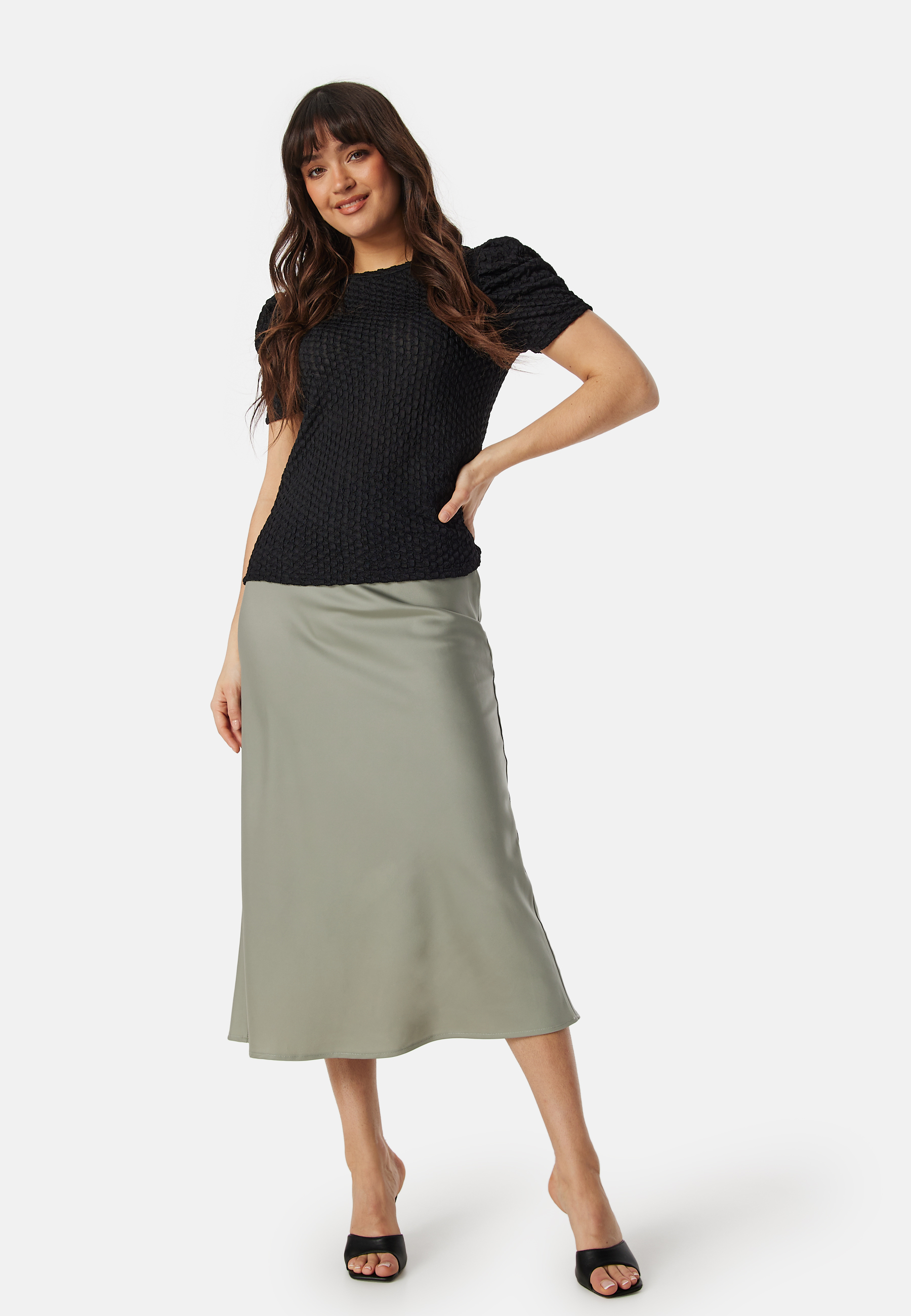 Vianine S/S Puff Sleeve top 2