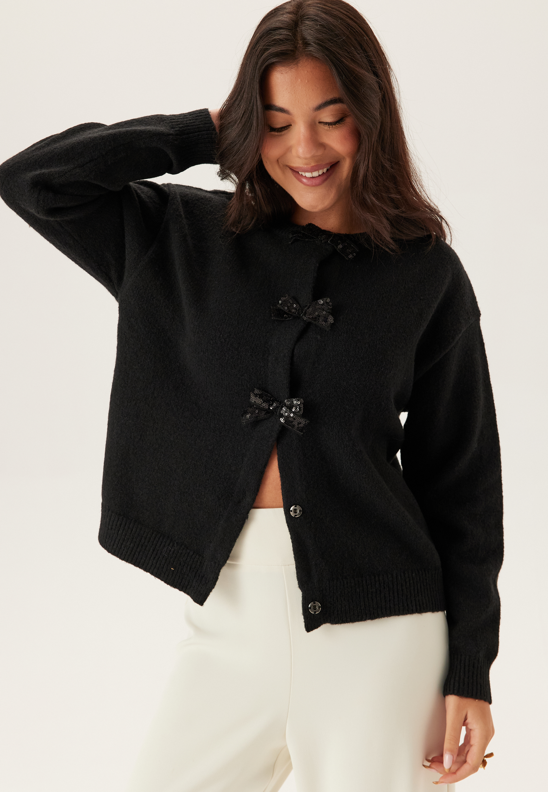 Vibrianna O-neck L/S BOW KNIT