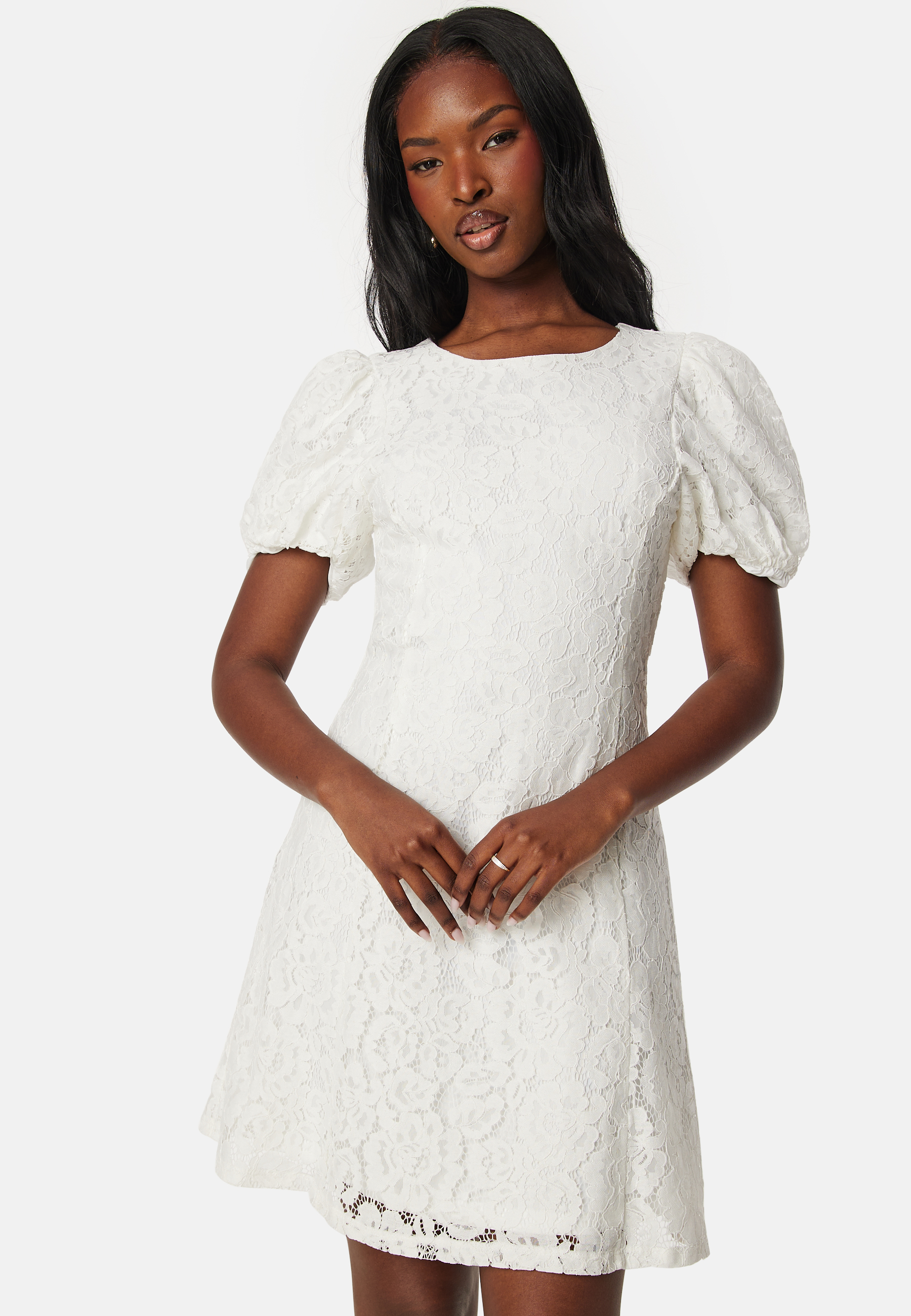 Vicava O-neck S/S Lace short dress