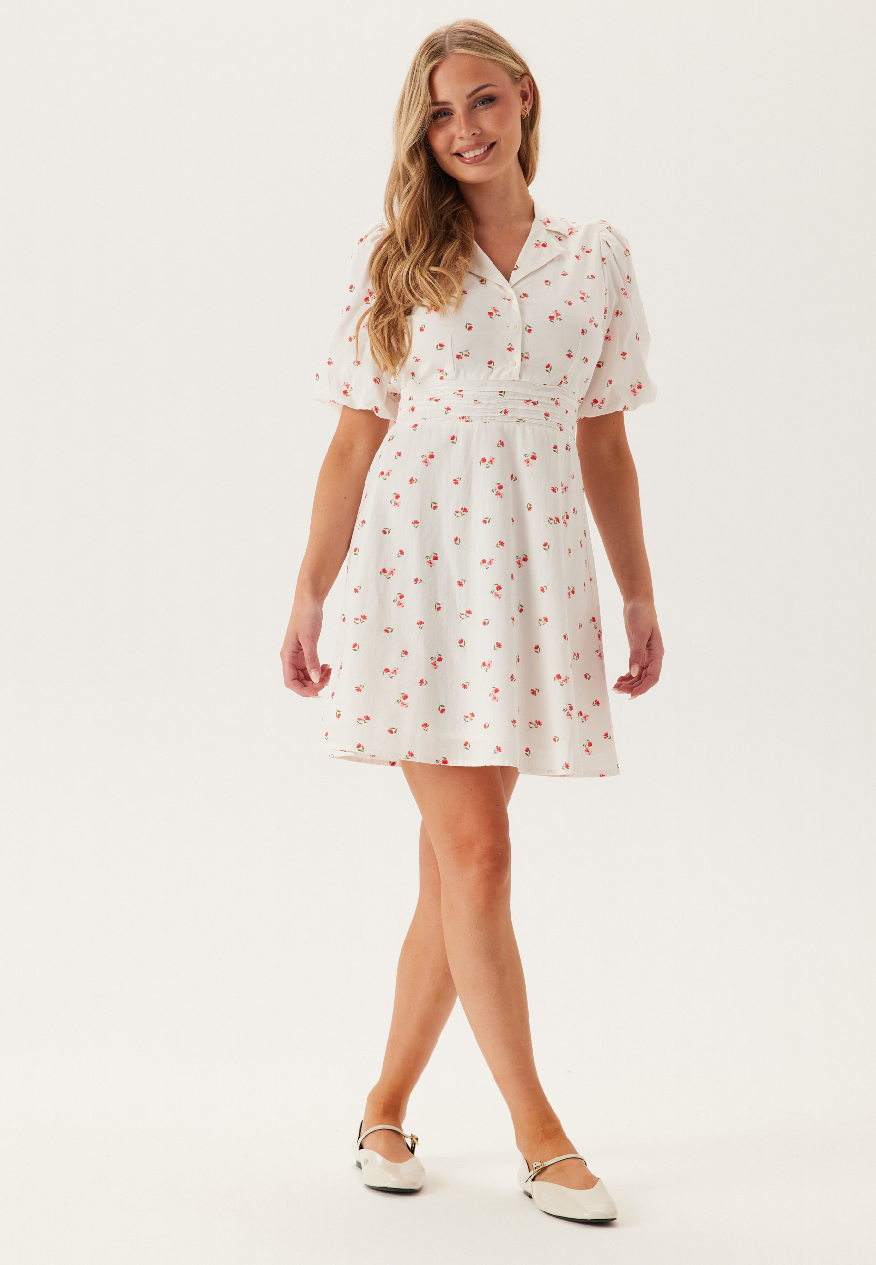 Vicille Ann V-neck 2/4 SHORT D 3