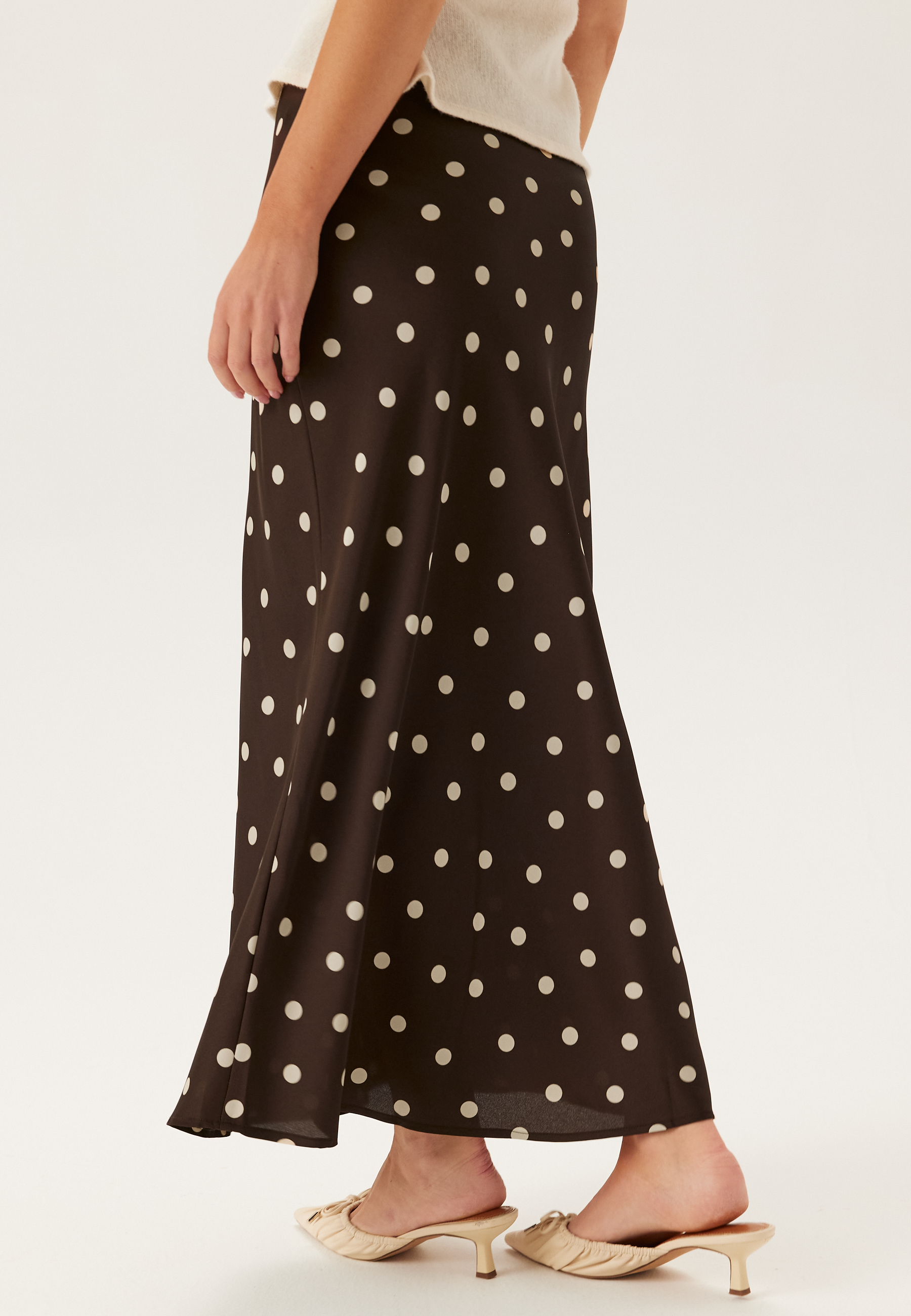 Viellette Hw Midi Skirt 3