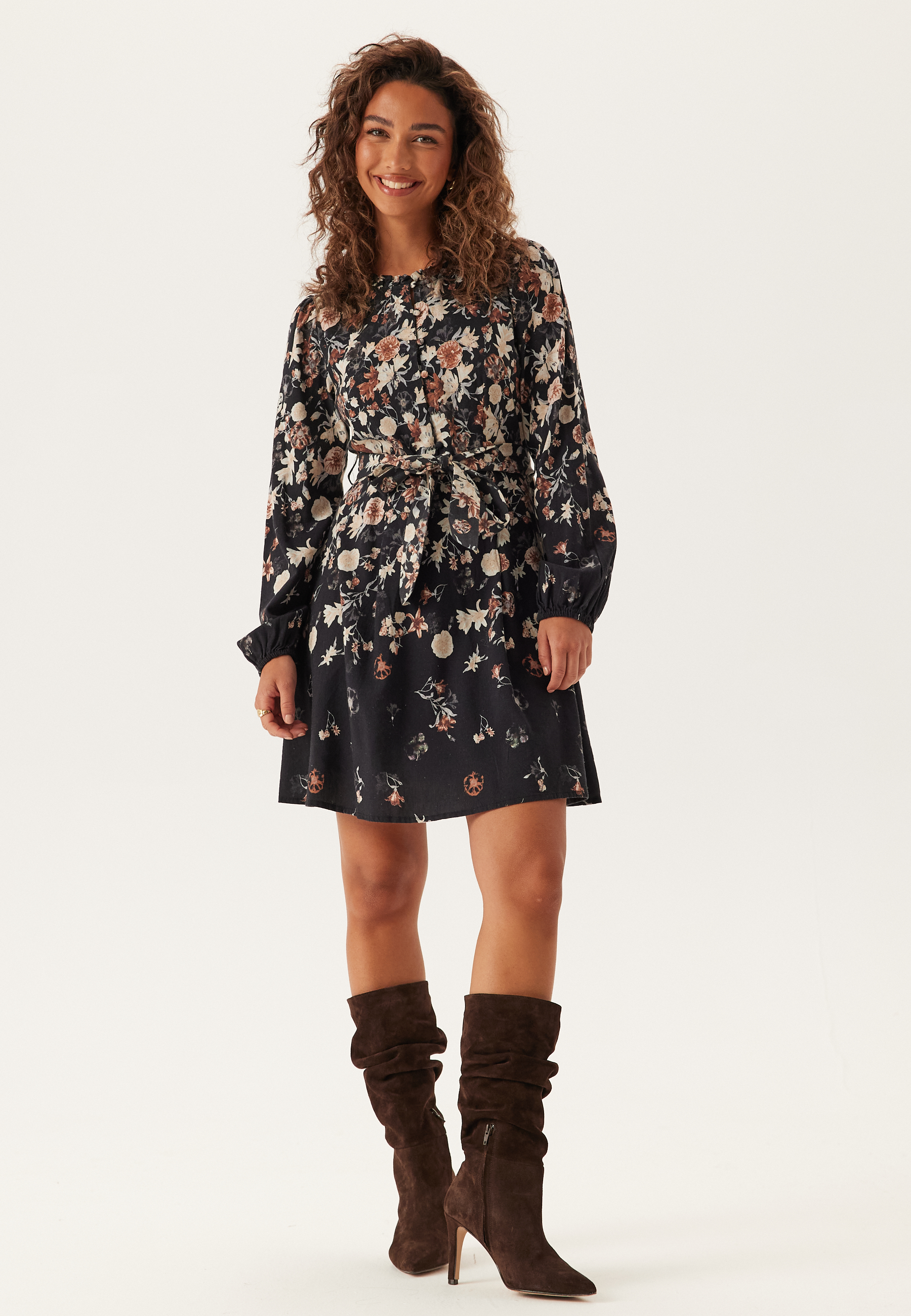 Vielma O-neck L/S SHORT DRESS 2