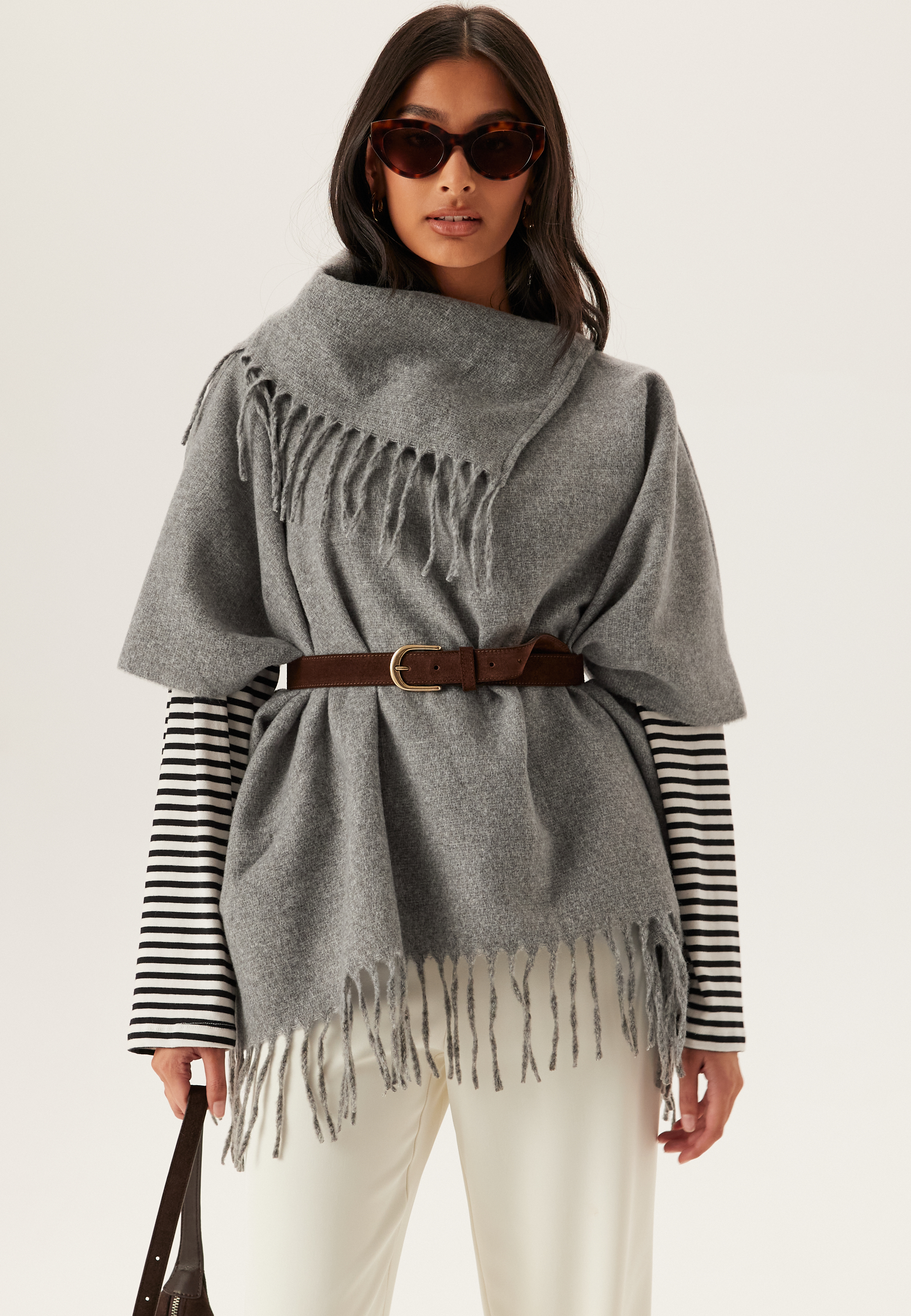 Vifjolira High Neck Poncho