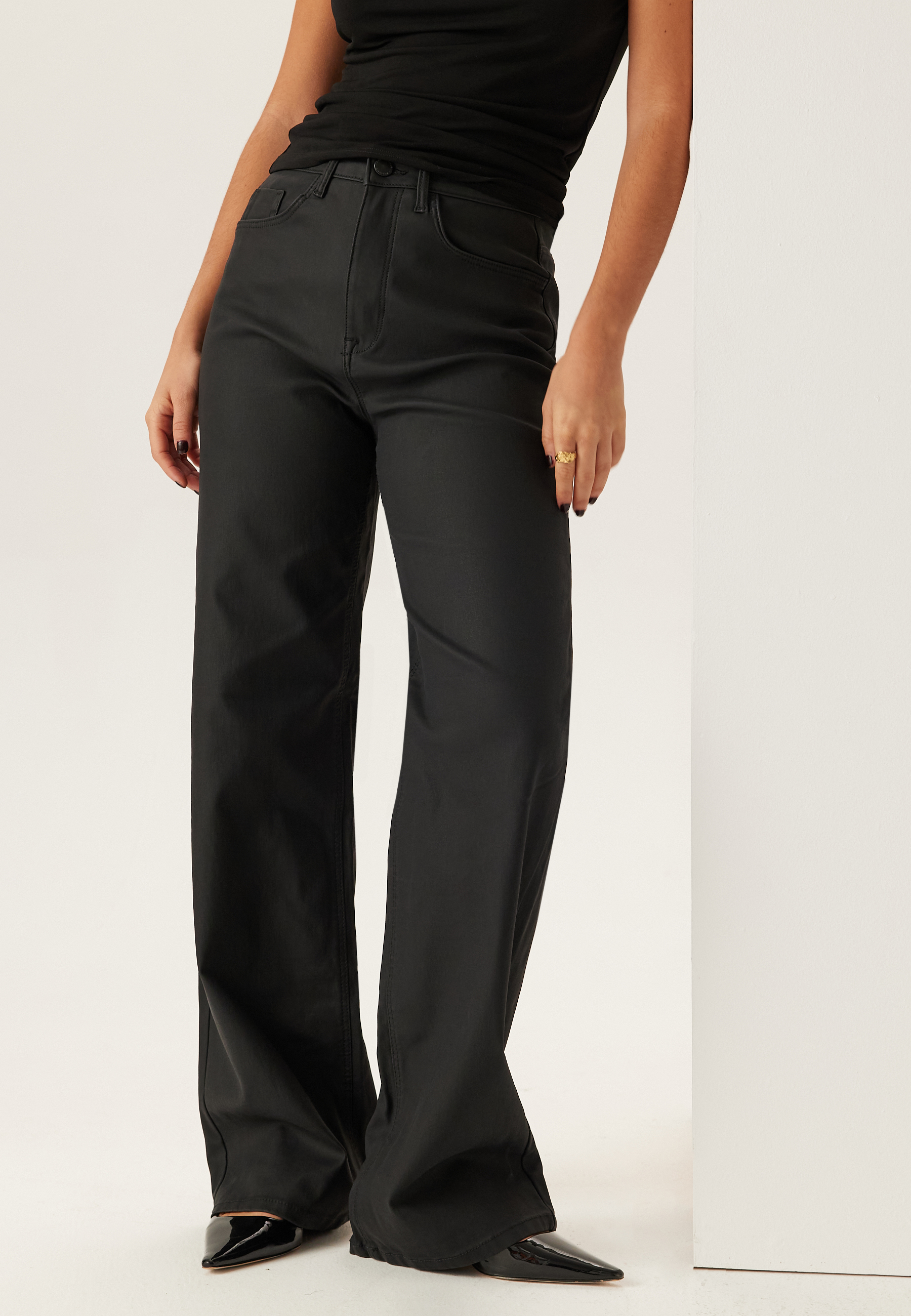 Vifreya Hw Coated Wide Jeans 2