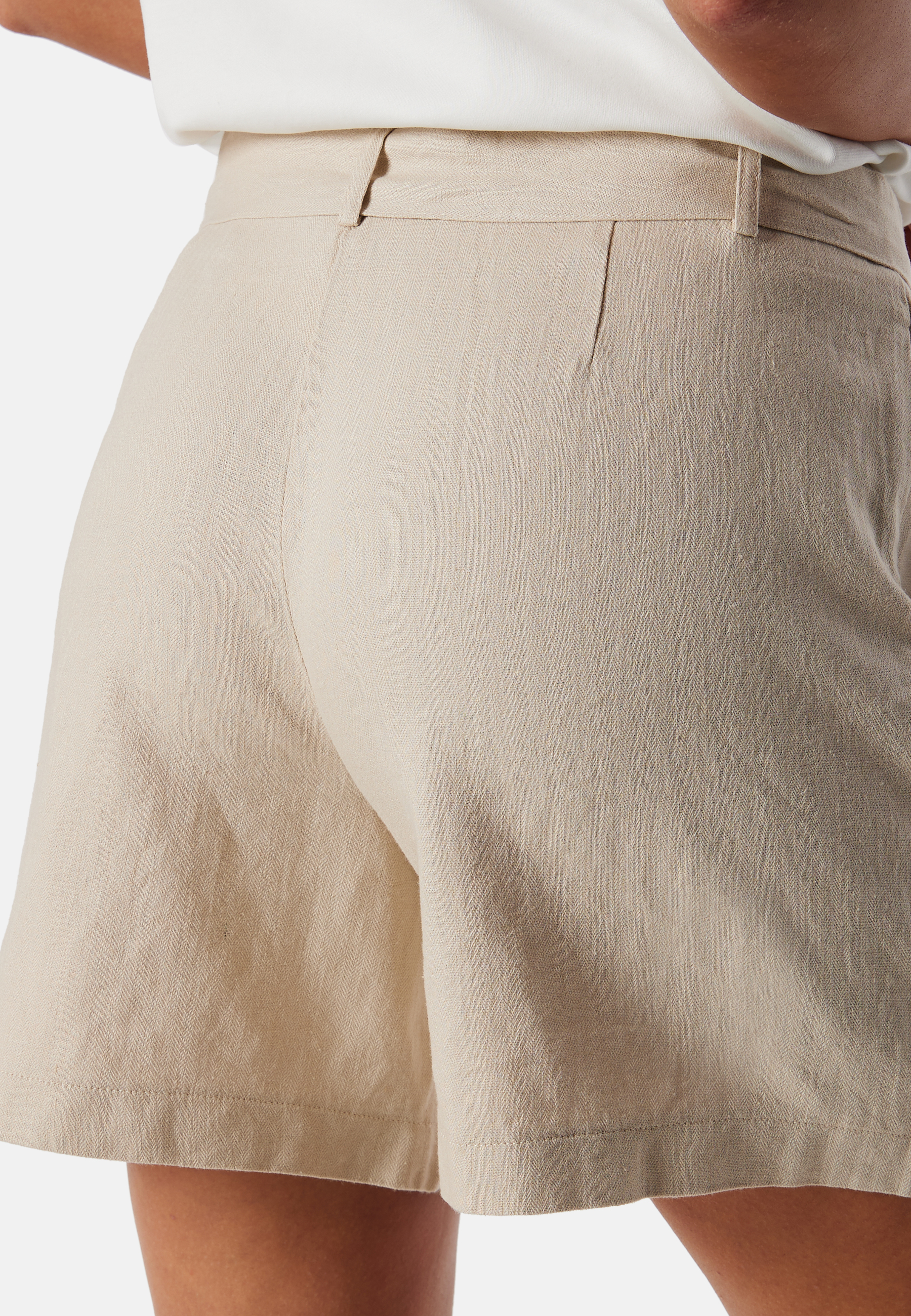 Vijolanda High Waist shorts 3