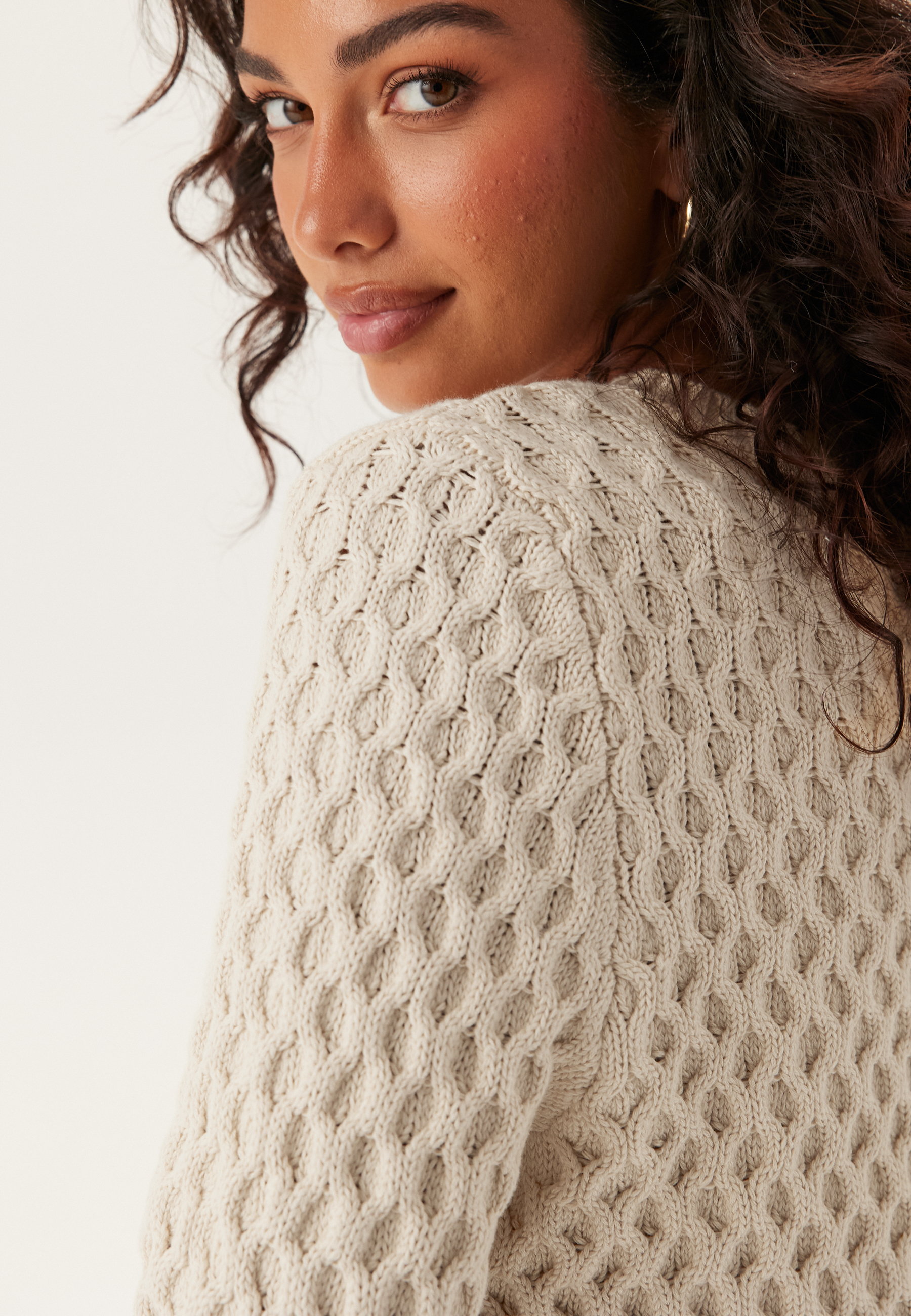 Vikali L/S O-NECK KNIT BUTTON 3