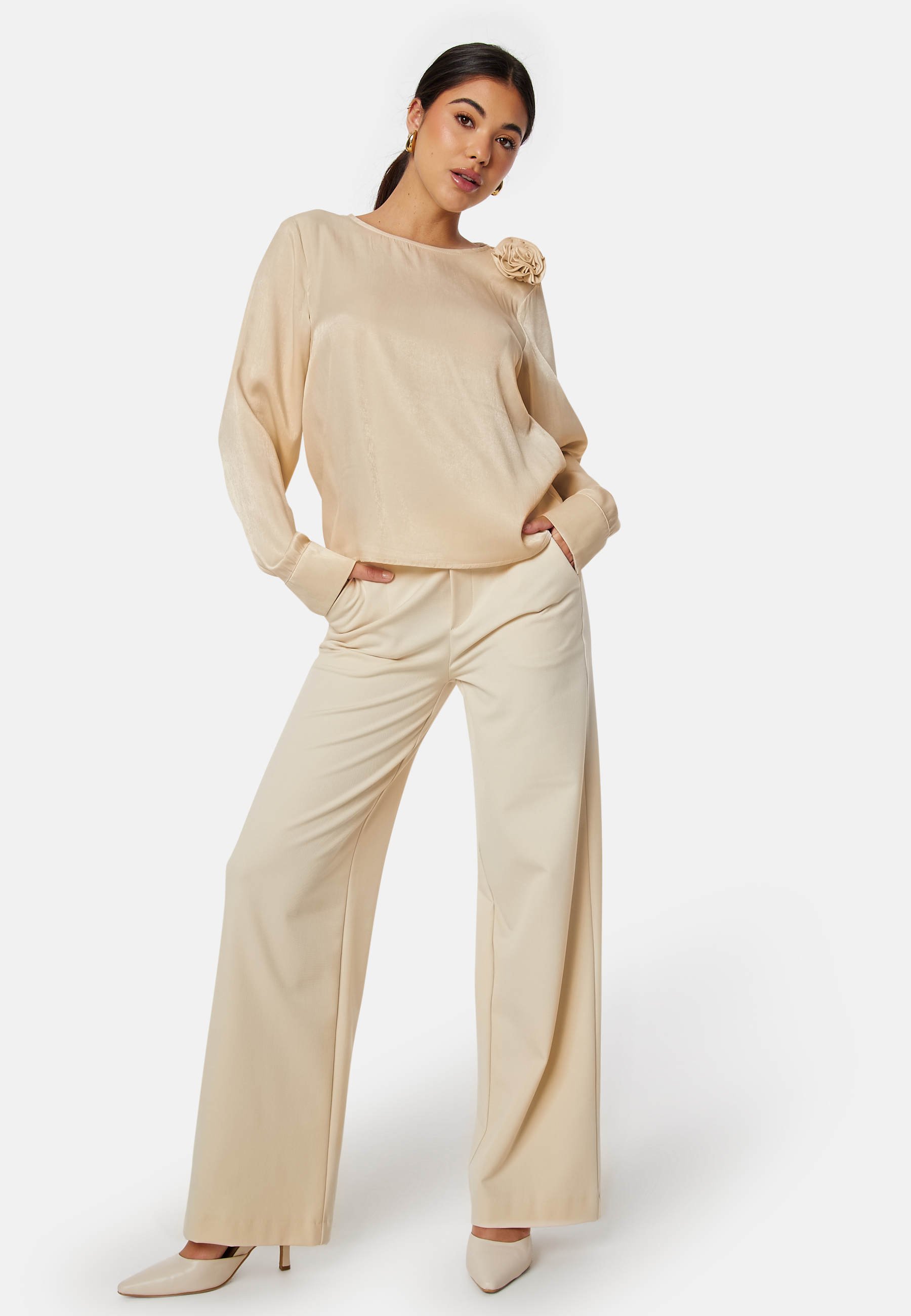Vikenca L/S Rose Top 2