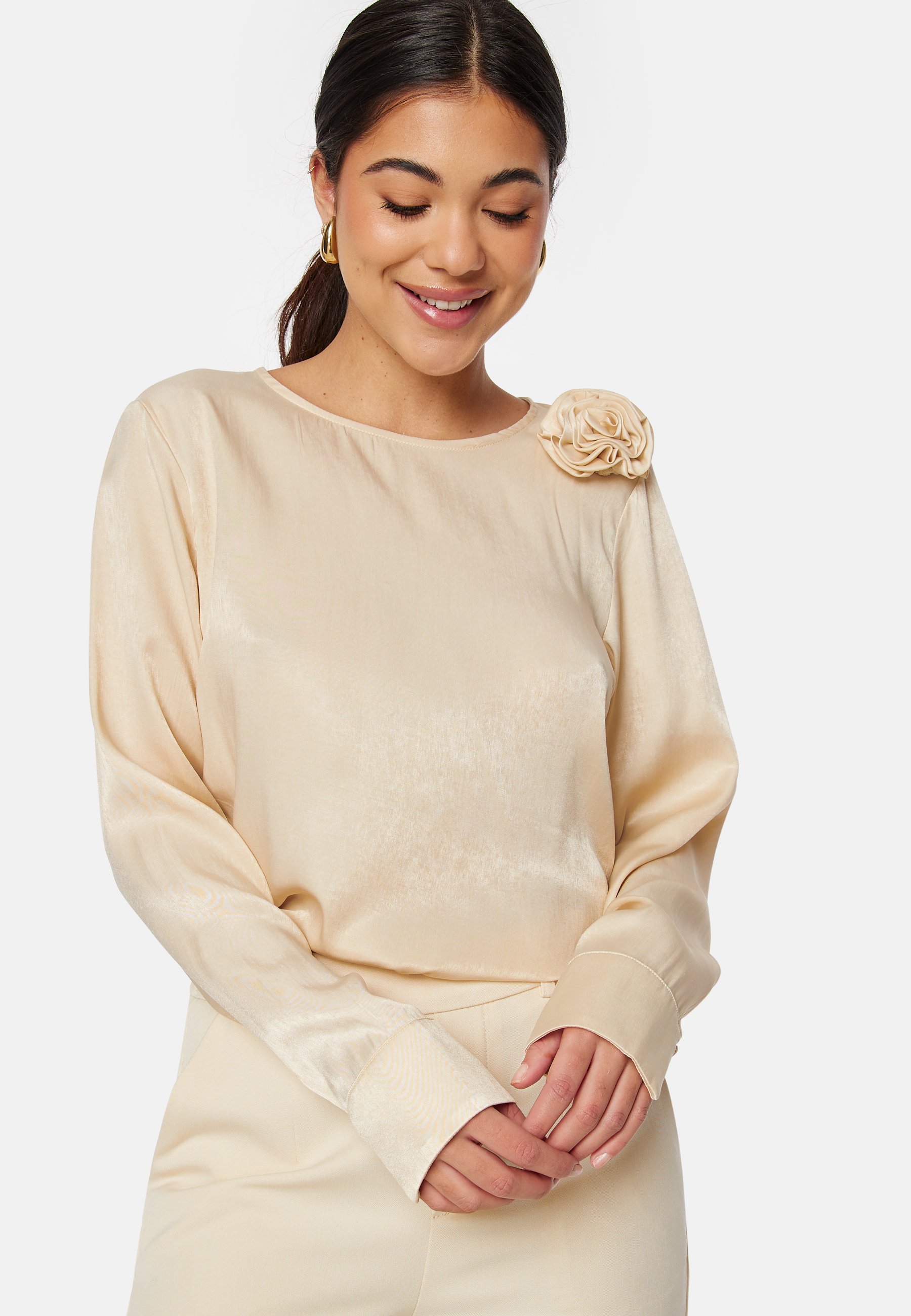 Vikenca L/S Rose Top 3