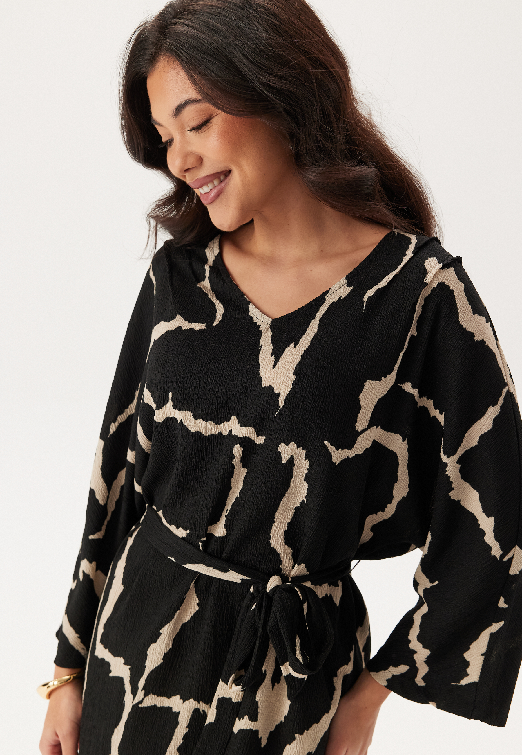 Vilayas Esi V-neck 3/4 MID CAL 2