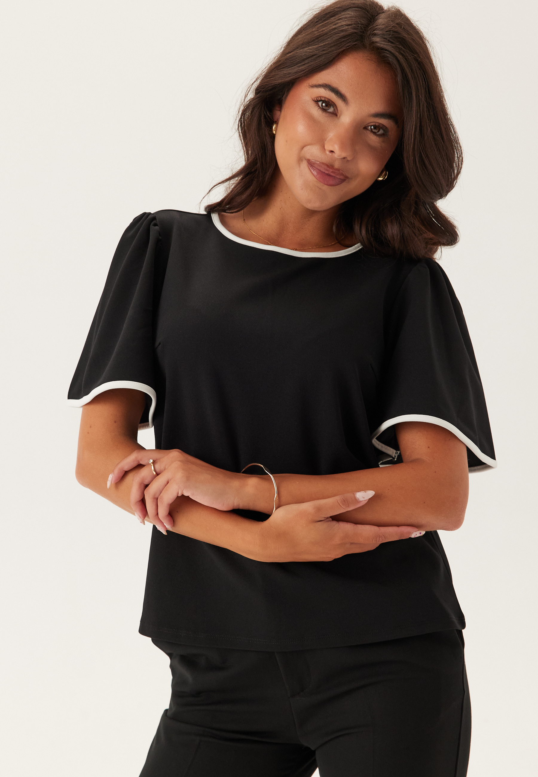 Visola S/S O-NECK TOP