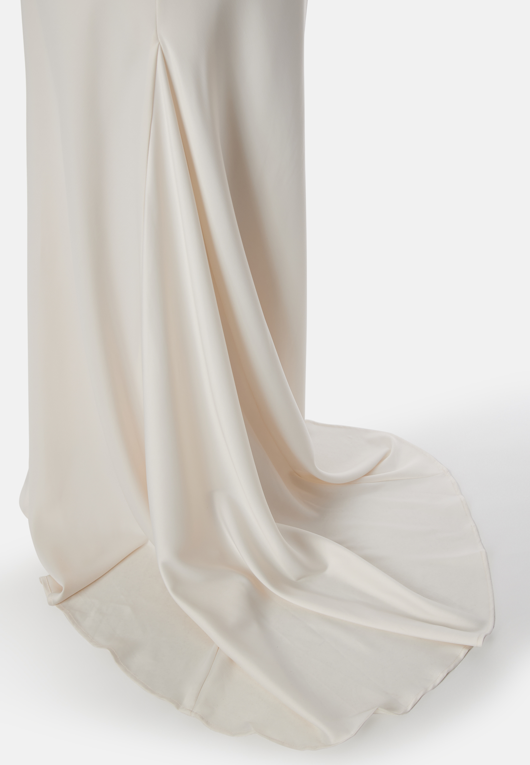 Yasdottea Ls Train Dress 4