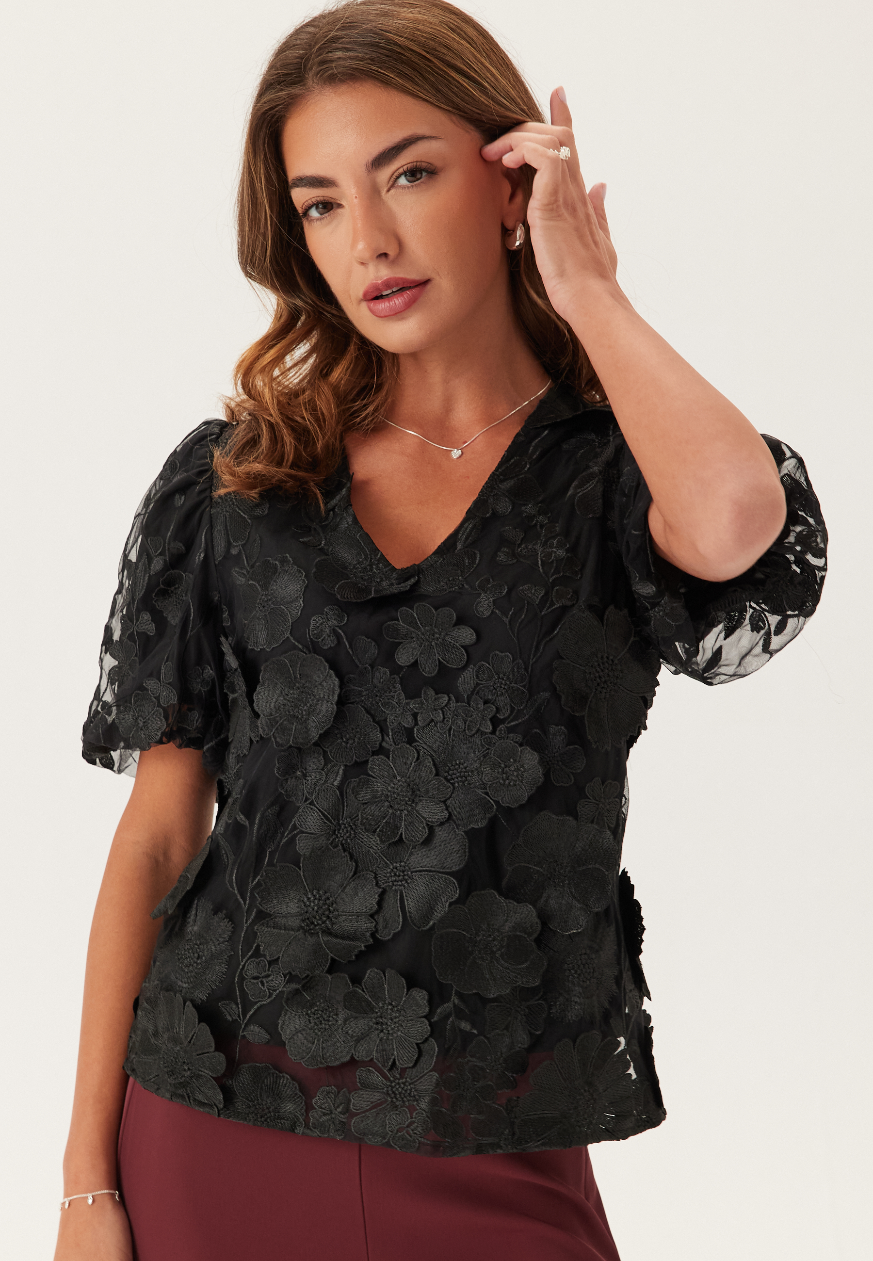 Yasflowering Ss V-neck Top